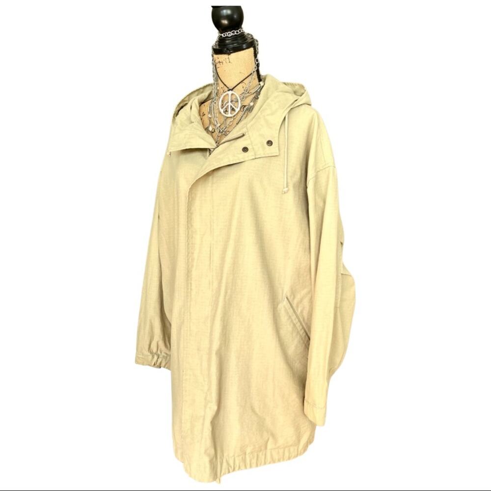 EDDIE BAUER men's jacket - lightweight beige hoodie size S- SMALL (oversized)